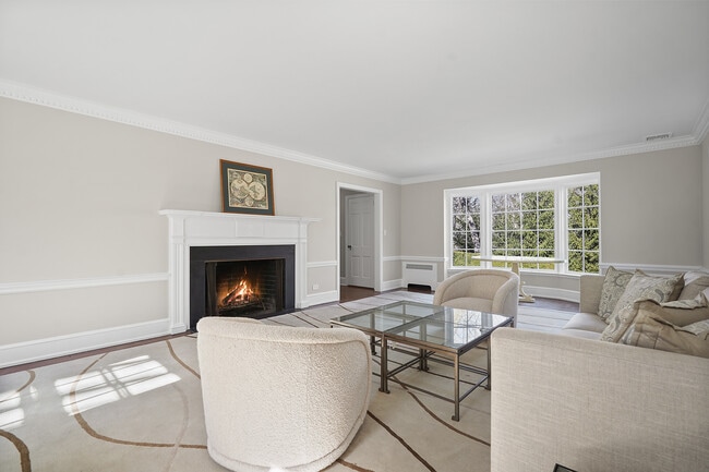 Photo - 120 Zaccheus Mead Ln