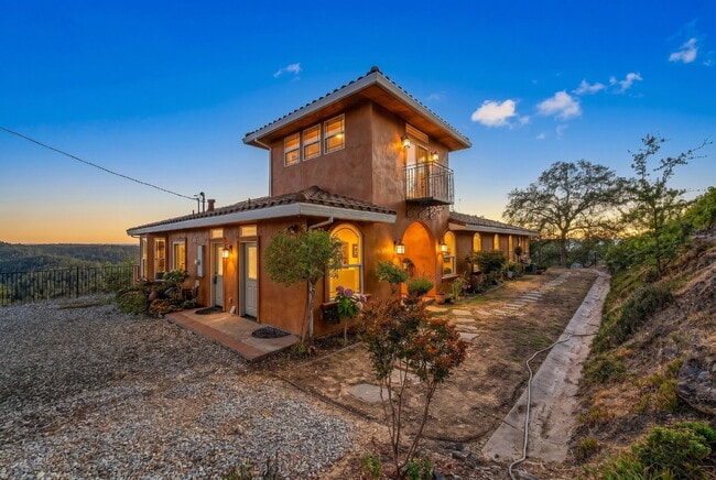 Photo - Luxury Hilltop Rental Retreat Overlooking the Cosumnes River Canyon