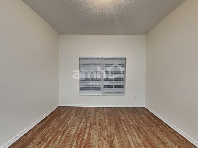 Photo - 11124 Creek Haven Dr