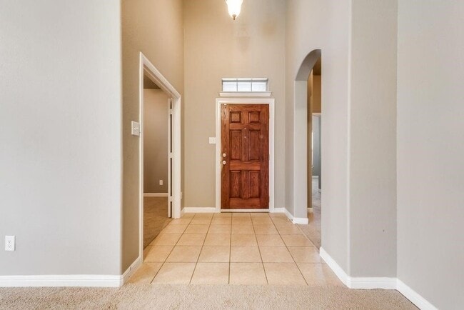 Photo - 409 Braewick Dr