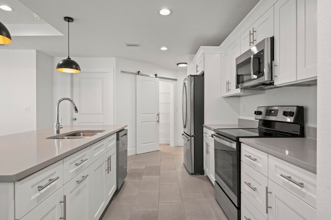 1392 San Cristobal Ave
