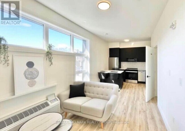 Photo - 25 Grant St Unit 202