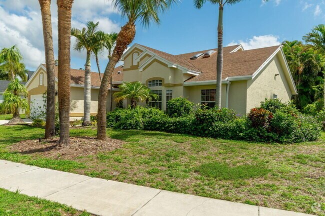 Building Photo - 1070 Sweet Briar Pl Rental