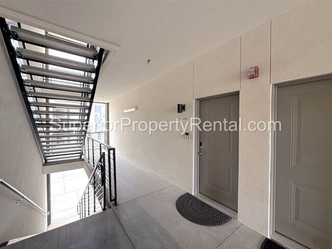 Photo - Desert Color Condo 3 bd, 2 bt, 1 Car Garage Unit 5204