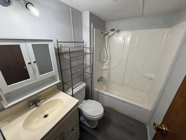 Photo - 725 Barren Hollow Rd