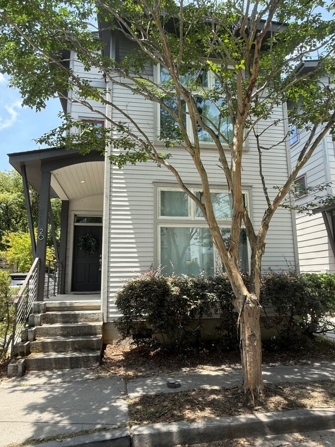 Photo - 2 Bed 2.5 Bath Minutes from Downtown Charleston!