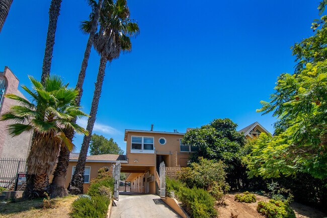 Photo - Oxford Suites