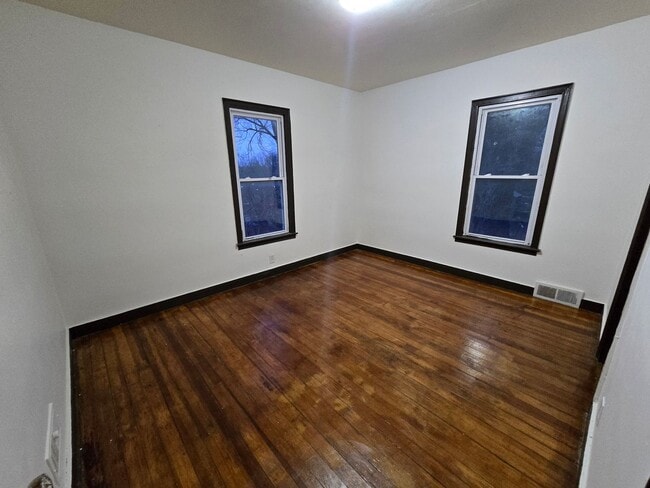 Photo - 1501 McDonald St Unit 2