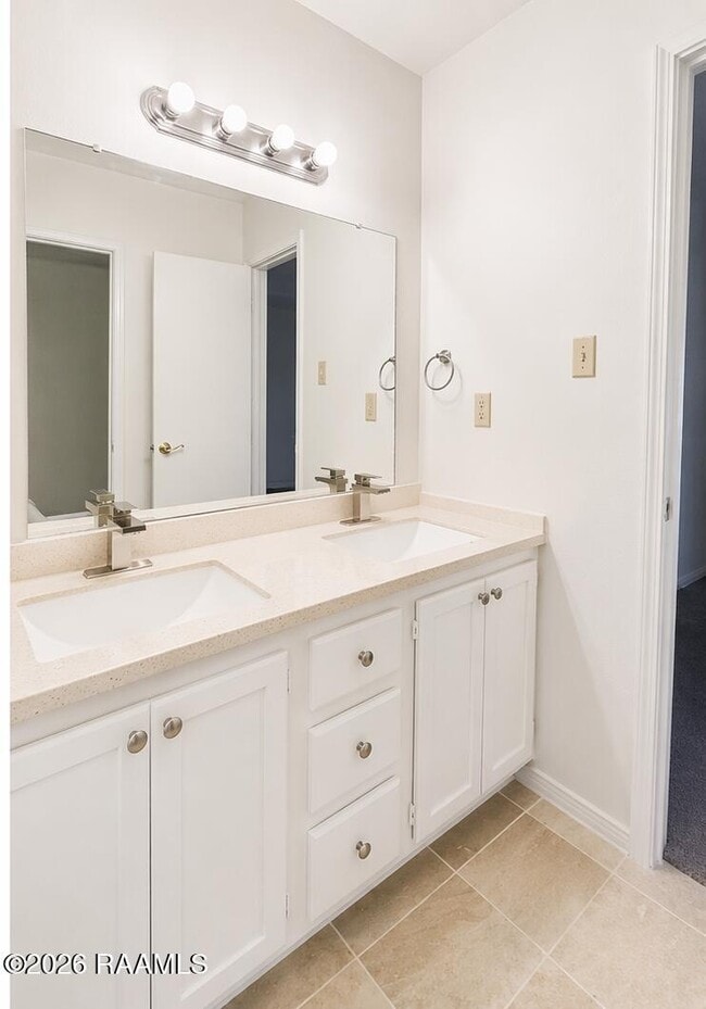 Photo - 6212 Stumberg Ln