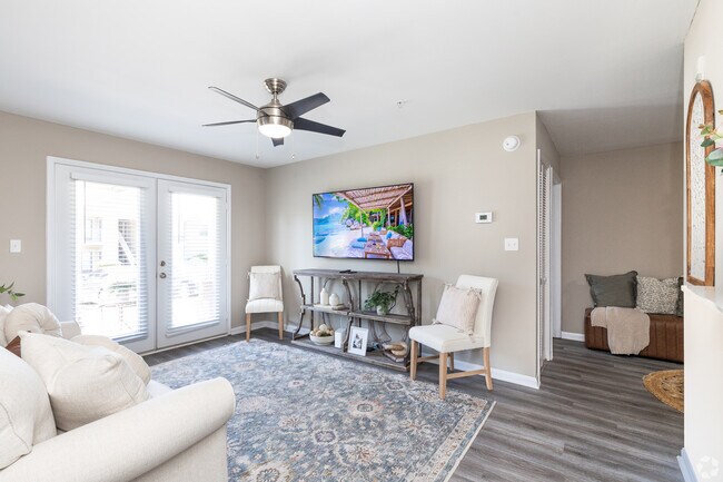 Photo - Riverwood Apartments