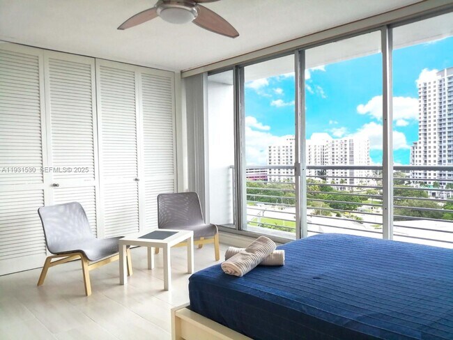 Photo - 1720 Harrison St Unidad 10F