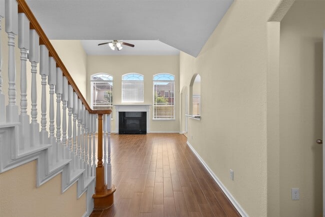 Photo - 6007 Marble Hollow Ln