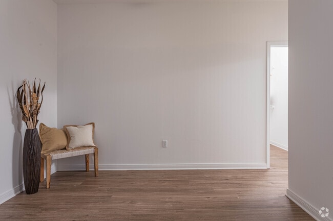 1BR, 1BA - A3 - 868 SF