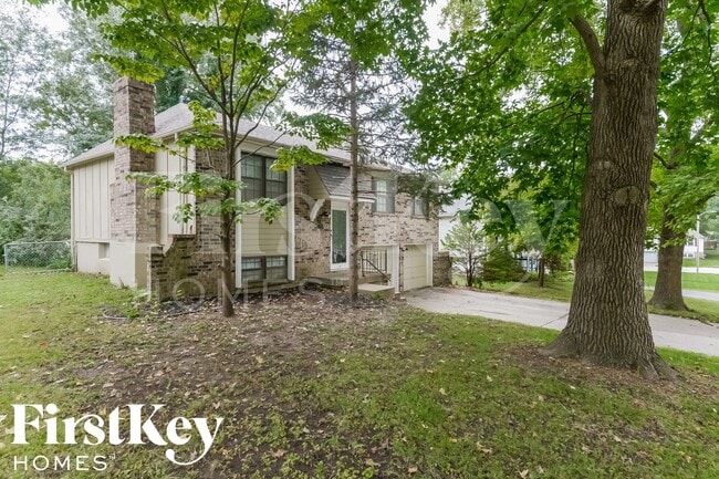 Photo - 2318 NW Chatham Pl