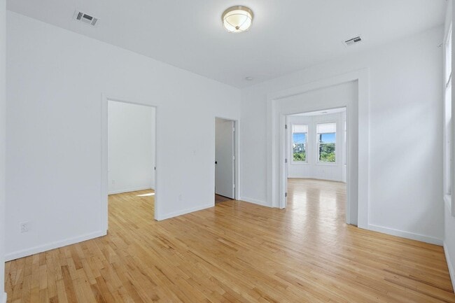 Photo - 211 20th St Unidad A