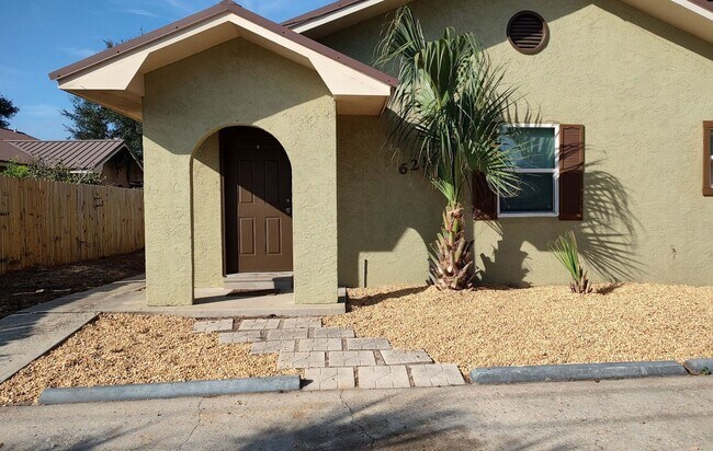 Building Photo - 6217 Pinetree Ave Unit 6217 Pinetree Ave,  A
