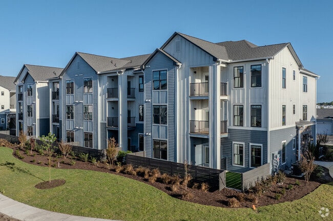 Photo - Evolve Holly Ridge