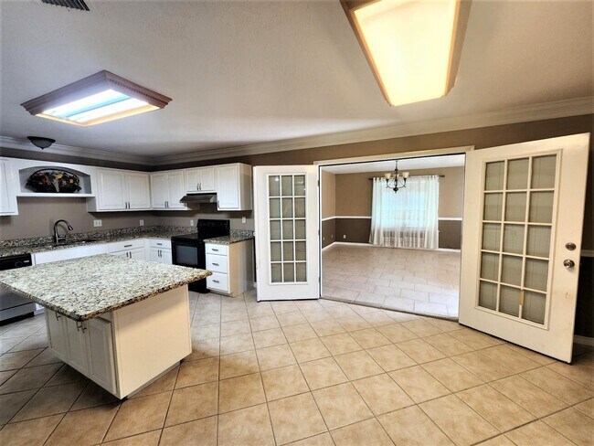 Photo - 301 Quail Creek Dr