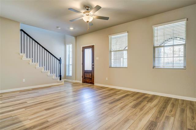 Photo - 2652 Gateway Ave