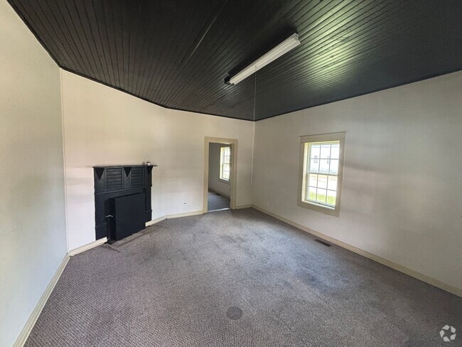 Building Photo - 212 S Lee St Unit B Rental