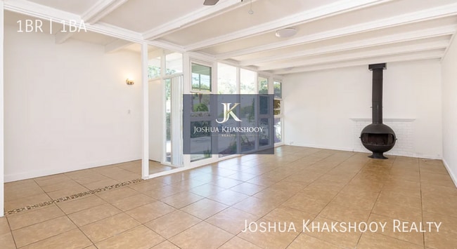 Photo - 11304 Isleta St