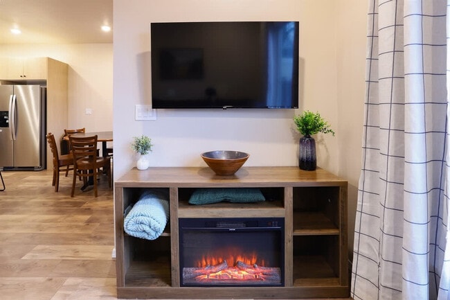 Photo - 717 E Elgin St Unidad ID1460927P