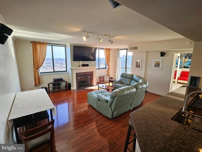 Building Photo - 414 Water St Unit 2613 Rental