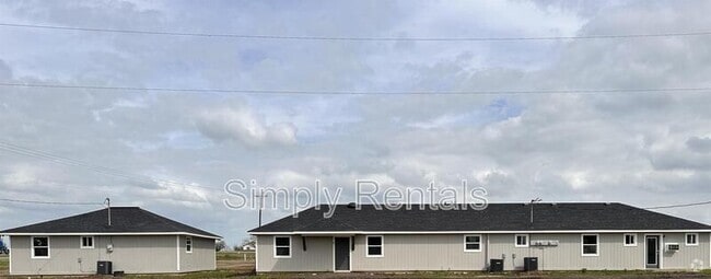 Building Photo - W. I-30 Unit 3 Rental