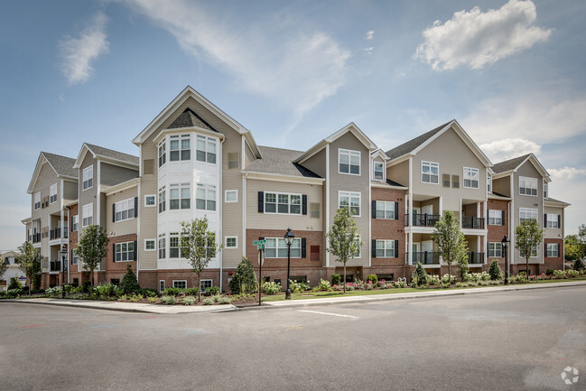 Building Photo - The Hills at Port Jefferson Rental