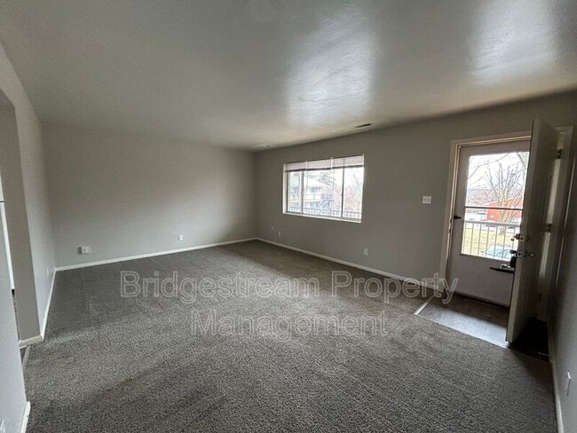Photo - 7837 N Main St
