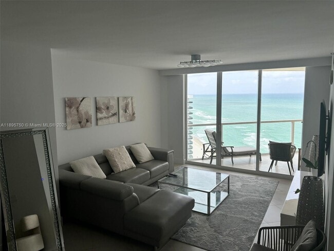 Building Photo - 16699 Collins Ave Unit 2904
