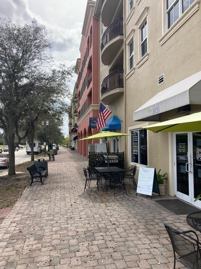 Photo - 432 Airport Rd