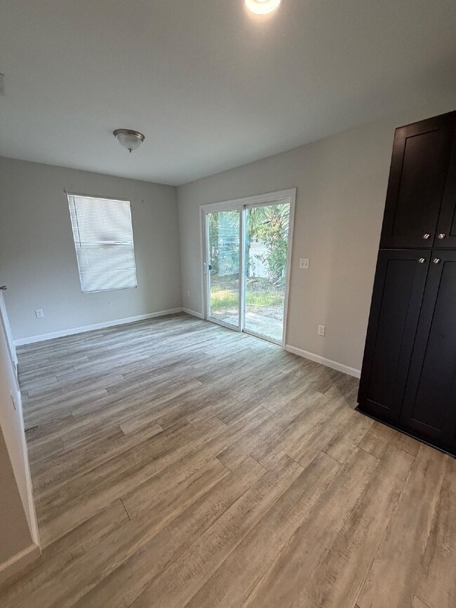 Photo - 3 bedroom 2.5 bath home with 1 car garage