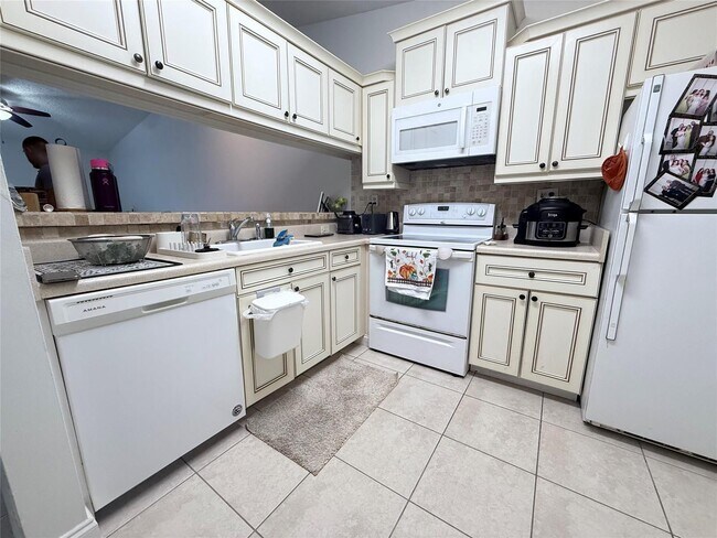 Photo - 9919 Nob Hill Ct Unidad 9919