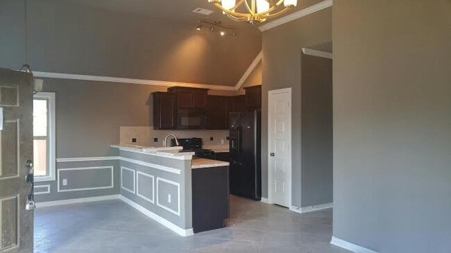 Photo - 3021 Sparrow St