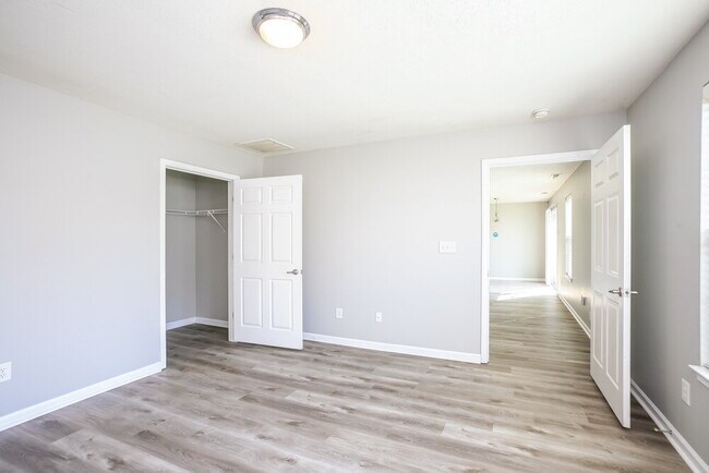 Photo - 8415 Gates Corner Dr