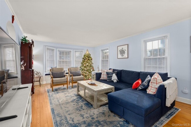 Photo - 55 Robbins Ave