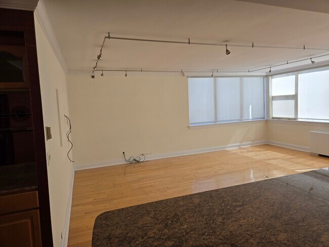 Photo - 40 E Cedar St Unit 21C
