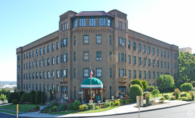 Building Photo - Culmstock Arms Apartments