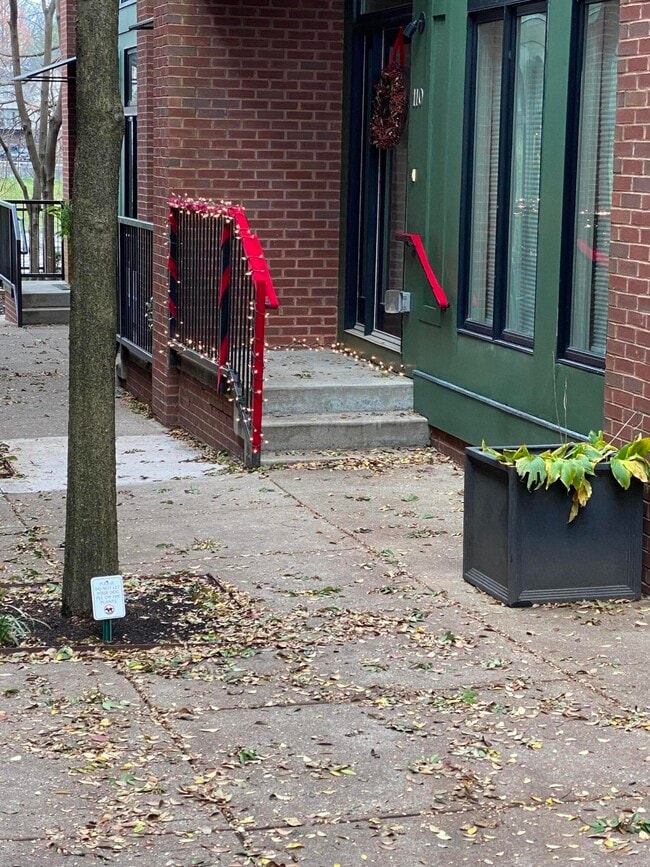 Photo - 622 W Main St Unidad 110