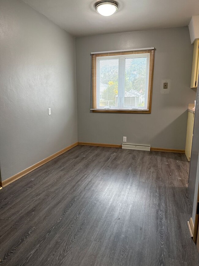 Photo - 543 Mildred Ave