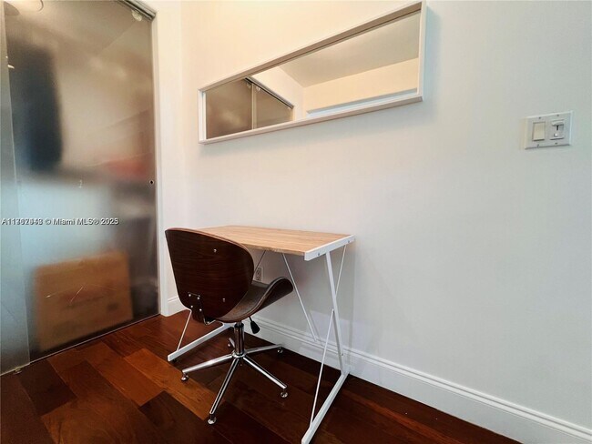 Photo - 526 15th St Condo Unit 15