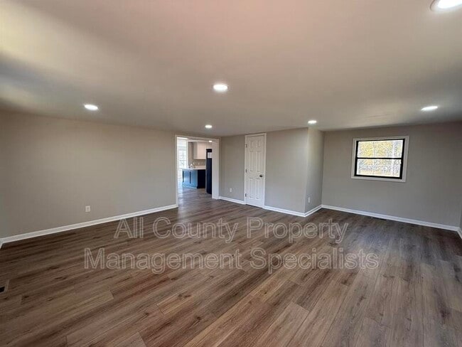 Photo - 1055 Motley Rd