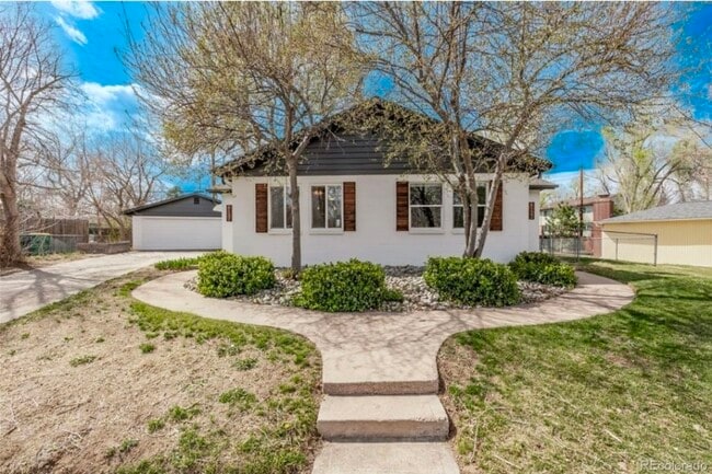 Photo - 6137 Sterne Cir