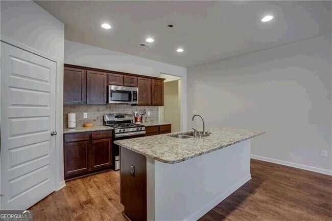 Photo - 2436 Foxy Dr