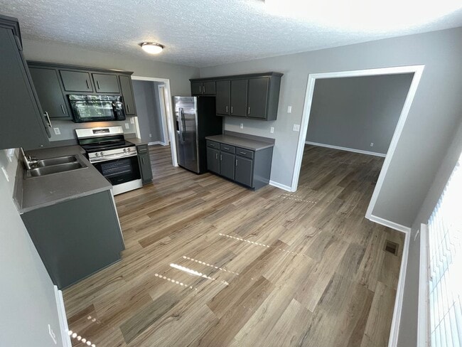 Photo - Nice 3 Bed 3 Bath Home For Rent!