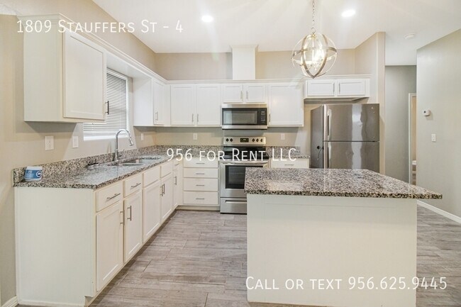 Photo - 1809 Stauffers St Unit 4