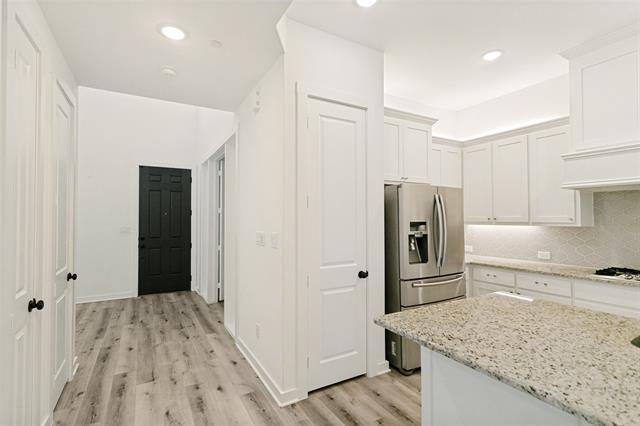 Photo - 1050 Marian Dr