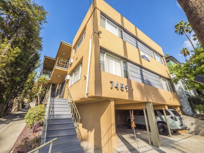 7459 Hollywood Blvd
