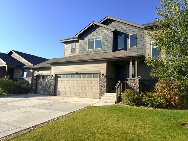 Photo - Beautiful 3 Bed, 2.5 Bath House in Windsor!